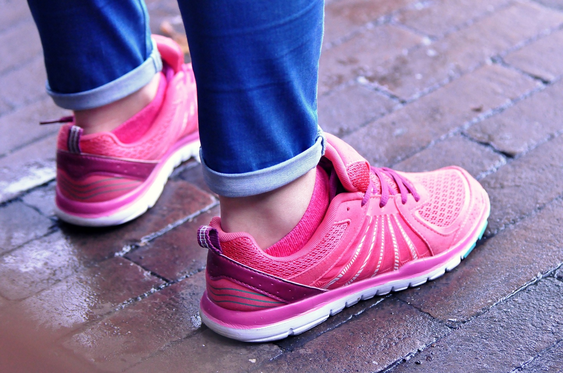 Best Walking Shoes For Plantar Fasciitis