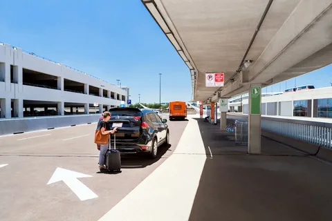 Melbourne airport terminal 4 pick up